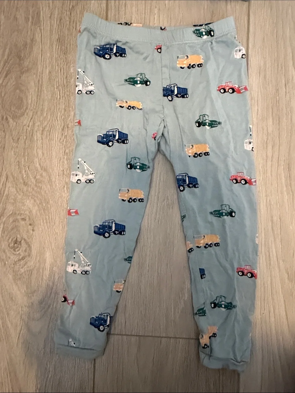 Kyte size 3T Light Blue Kids Pajama Set with Vehicle Print